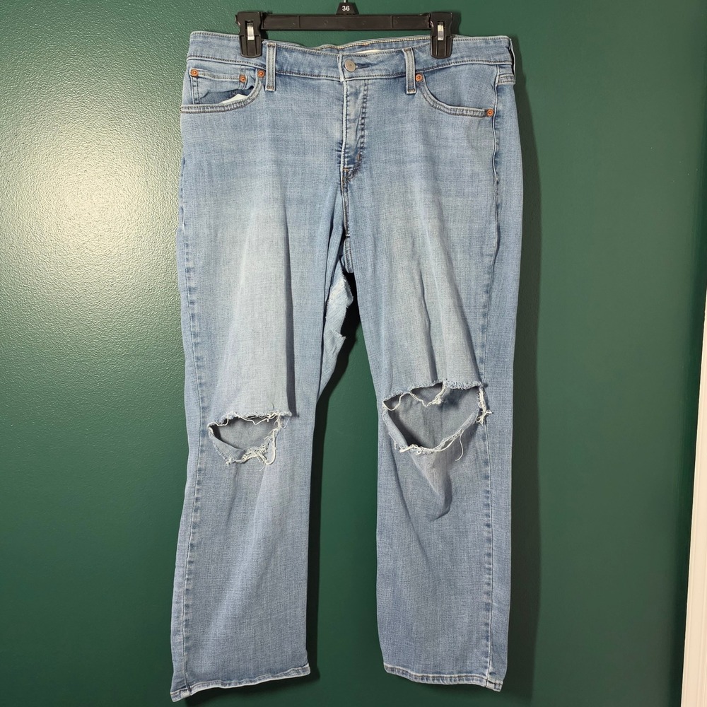 Levis Boyfriend Copain Distressed Light Wash Jeans 16W Relaxed Fit 28944-0001